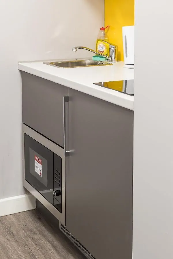Apartment Luxurious Studios Newcastle Upon Tyne Sk