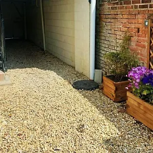 1 Bedroom Modern Duplex Apartment Southampton