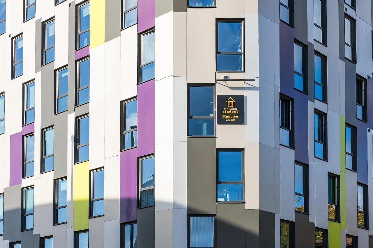 Luxurious Studios Newcastle Upon Tyne Sk