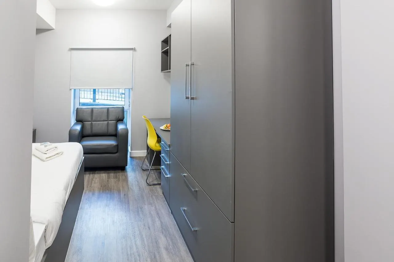 Luxurious Studios Newcastle Upon Tyne Sk